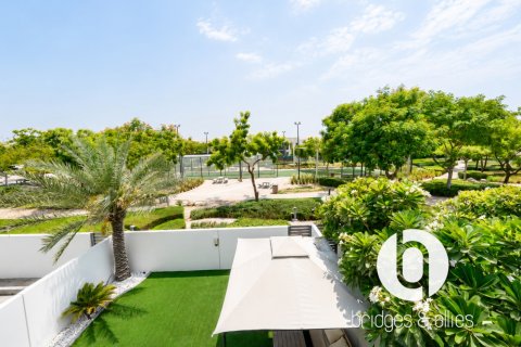 ویلا برای اجاره در Dubai Hills Estate، Dubai، امارات متحده عربی 3 خوابه ، 212 متر مربع ، شماره 697391 - تصویر 4