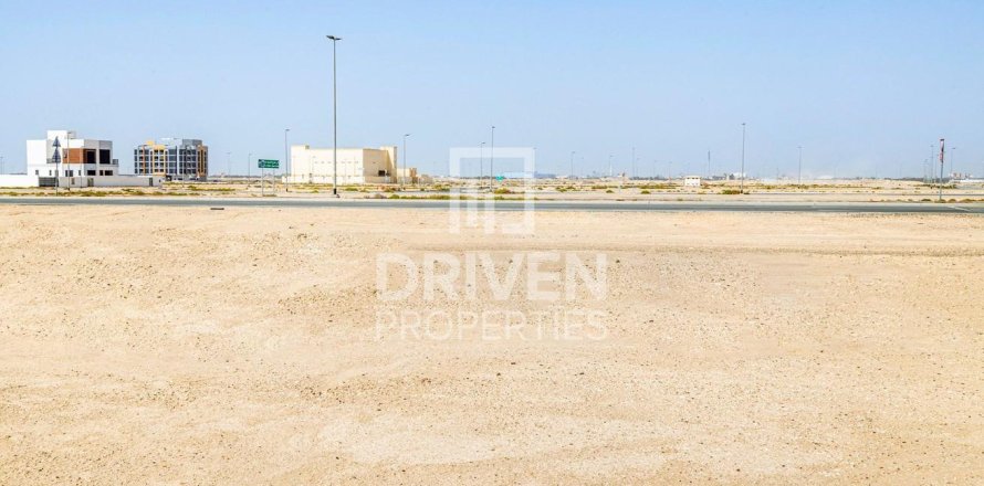 Tanah di Jebel Ali, Dubai, UAE 900.04 meter persegi № 758972