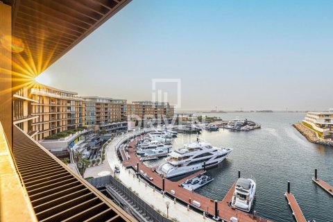 Apartemen di Jumeirah, Dubai, UEA 3 kamar tidur, 294.41 m2 nomor 758976 - foto 9