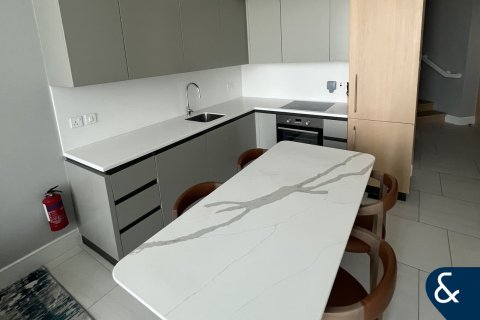 Dzīvoklis Business Bay, Dubaijā, AAE 1 istaba, 108 m2 Nr. 668363 - attēls 4