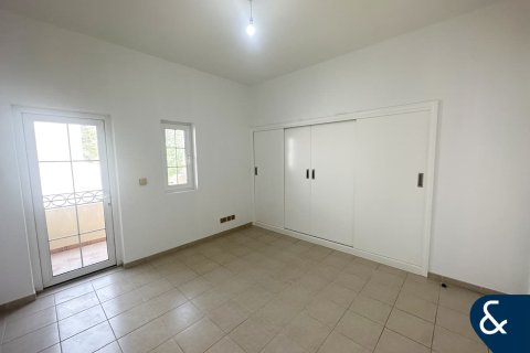 Villa para arrendamento em Arabian Ranches, Dubai, EAU 5 quartos, 640 m2 № 668365 - foto 16