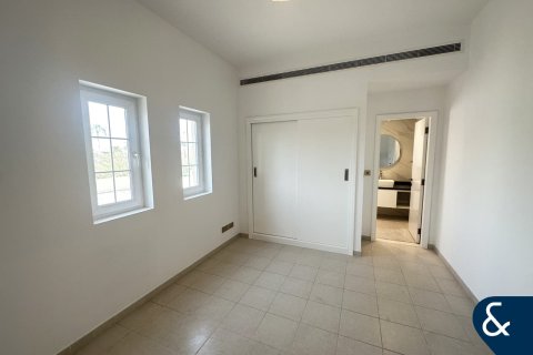 Villa para arrendamento em Arabian Ranches, Dubai, EAU 5 quartos, 640 m2 № 668365 - foto 13