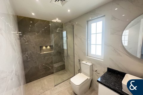 Villa para arrendamento em Arabian Ranches, Dubai, EAU 5 quartos, 640 m2 № 668365 - foto 6