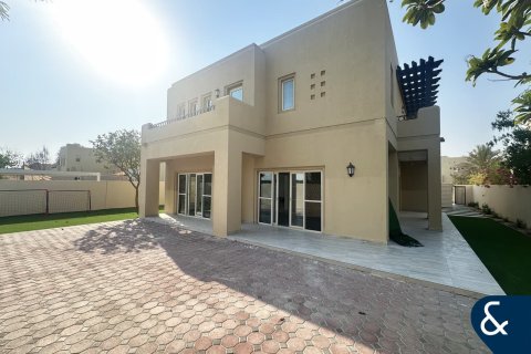 Villa para arrendamento em Arabian Ranches, Dubai, EAU 5 quartos, 640 m2 № 668365 - foto 4