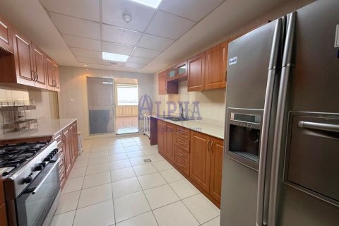 Apartman u Al Hamra Village, Ras Al Khaimah, UAE 2 spavaćih soba, 117.3 m2 Br. 697077 - fotografija 9