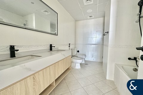 Apartment in Motor City, Dubai, UAE 3 bedrooms, 231 sq.m. № 697612 - photo 12