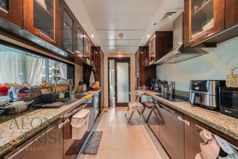 Dubai Marina, Dubai, संयुक्त अरब अमीरात में अपार्टमेंट, 2 बेडरूम, 145 वर्ग मीटर, संख्या 648380 - फ़ोटो 3