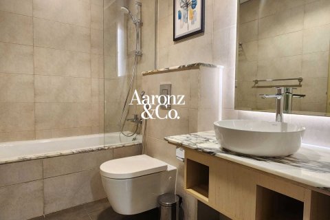 Apartman u gradu Business Bay, Dubai, UAE 2 spavaće sobe, 108 m2 Br. 721780 - Slika 13