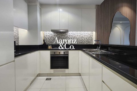 Apartman u gradu Business Bay, Dubai, UAE 2 spavaće sobe, 108 m2 Br. 721780 - Slika 11