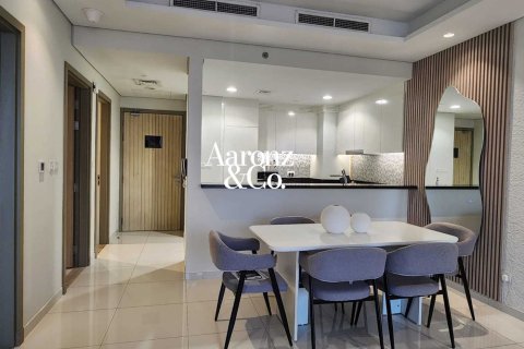 Apartman u gradu Business Bay, Dubai, UAE 2 spavaće sobe, 108 m2 Br. 721780 - Slika 14