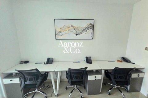 Zyrë në Business Bay, Dubai, Emiratet e Bashkuara Arabe 81 m2. № 721786 - Foto 4