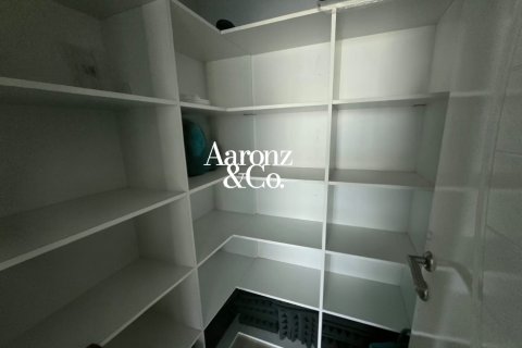 Zyrë në Business Bay, Dubai, Emiratet e Bashkuara Arabe 81 m2. № 721786 - Foto 14