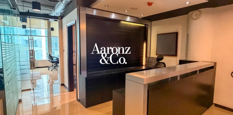 Zyrë në Business Bay, Dubai, Emiratet e Bashkuara Arabe 87 m2. № 721783