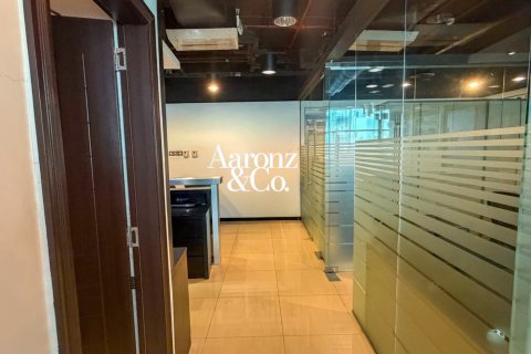 Zyrë në Business Bay, Dubai, Emiratet e Bashkuara Arabe 87 m2. № 721783 - Foto 6
