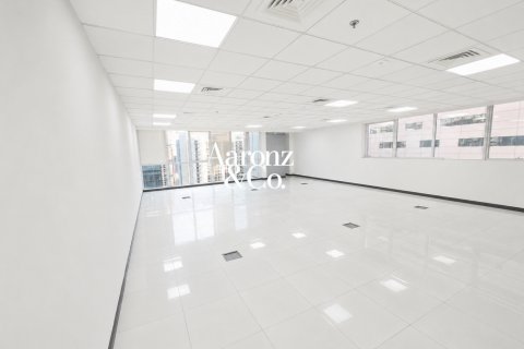 Zyrë në Business Bay, Dubai, Emiratet e Bashkuara Arabe 135 m2. № 721782 - Foto 3