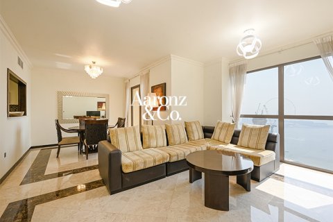 Appartement à Jumeirah Beach Residence, Dubai, EAU: 2 chambres, 136 m2 № 721785