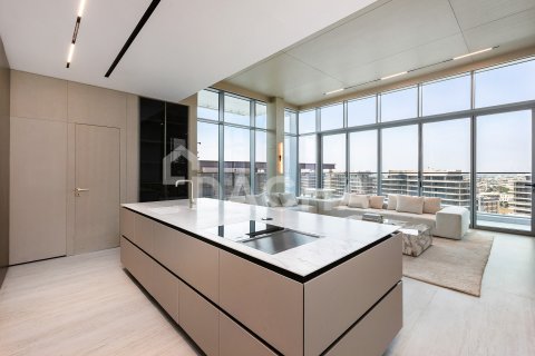 Byt v Al Wasl, Dubai, SAE 3 ložnice, 265 m² Č.: 714717 - fotografie 3