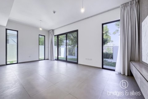 Vila u gradu Dubai, UAE 4 spavaće sobe, 197.6 m2 Br. 670119 - Slika 6