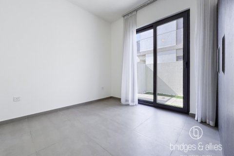Vila u gradu Dubai, UAE 4 spavaće sobe, 197.6 m2 Br. 670119 - Slika 12