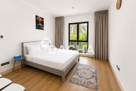 Apartment in Downtown Dubai (Downtown Burj Dubai), UAE 2 bedrooms, 124 sq.m. № 713672 - photo 23