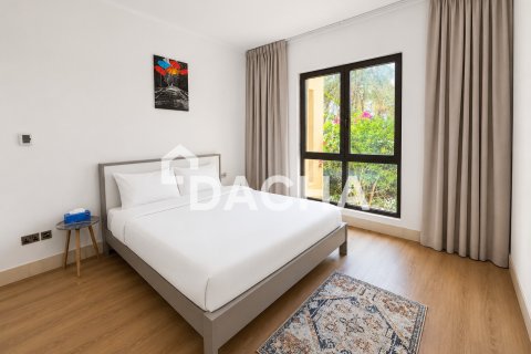 Apartment in Downtown Dubai (Downtown Burj Dubai), UAE 2 bedrooms, 124 sq.m. № 713672 - photo 10