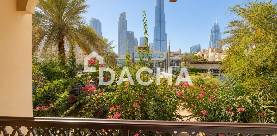 Apartment in Downtown Dubai (Downtown Burj Dubai), UAE 2 bedrooms, 124 sq.m. № 713672