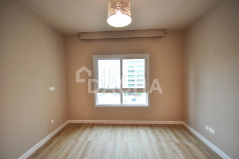 Apartment in Greens, Dubai, UAE 2 bedrooms, 121 sq.m. № 713671 - photo 21