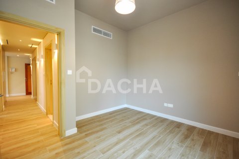 Apartment in Greens, Dubai, UAE 2 bedrooms, 121 sq.m. № 713671 - photo 18