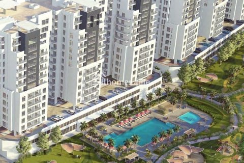 Apartment in wasl gate, Dubai, UAE 2 bedrooms, 121 sq.m. № 713714 - photo 1