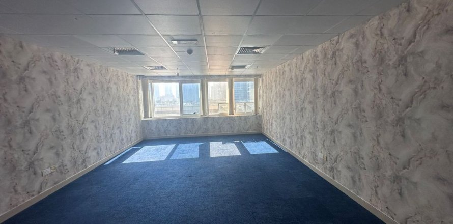 Oficiu în Dubai, EAU 49.8 mp.  №727423