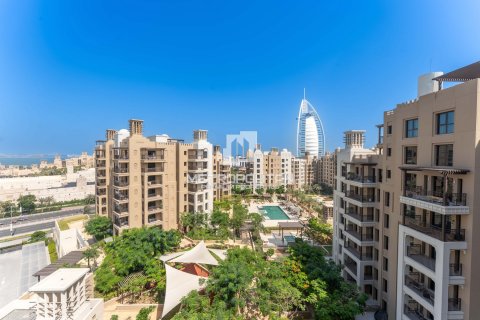 Byt v Umm Suqeim, Dubai, SAE 3 ložnice, 180 m² Č.: 663419 - fotografie 2