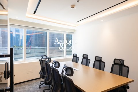 Oficina en alquiler en Jumeirah Lake Towers, Dubai, EAU 109 m2 № 735981 - foto 2