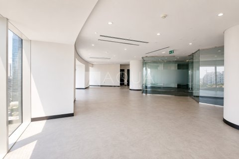 Office in Sheikh Zayed Road, Dubai, UAE 307.8 sq.m. № 735979 - photo 7