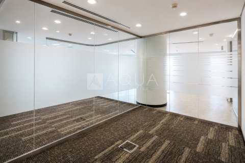 Office in Sheikh Zayed Road, Dubai, UAE 307.8 sq.m. № 735979 - photo 10