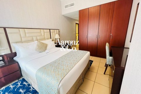 Hotelleilighet til leie i Jumeirah Beach Residence, Dubai, Emiratene 1 soverom, 63 kvm Nr. 735982 - Foto 2