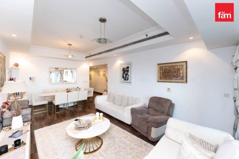 Apartman u Business Bay, Dubai, UAE 2 spavaćih soba, 136.8 m2 Br. 765816 - fotografija 3