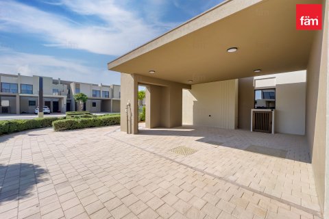 Vilă de închiriat în Dubai, EAU 4 dormitoare, 241.7 mp. №668716 - poză 1