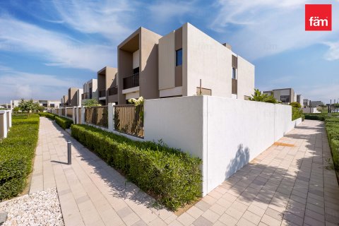 Vilă de închiriat în Dubai, EAU 4 dormitoare, 241.7 mp. №668716 - poză 28