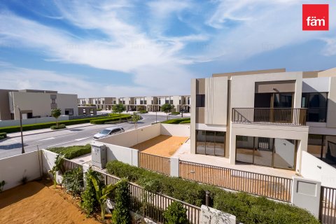 Vilă de închiriat în Dubai, EAU 4 dormitoare, 241.7 mp. №668716 - poză 20