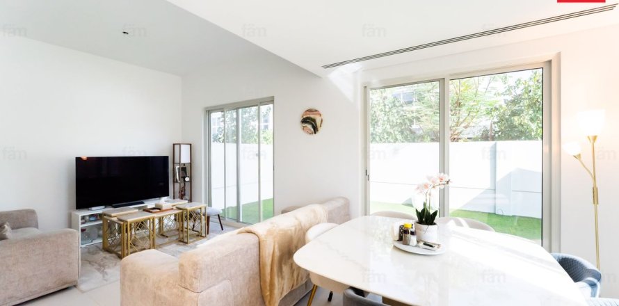 Maison de ville à Dubai, EAU: 4 chambres, 269.7 m2 № 668711