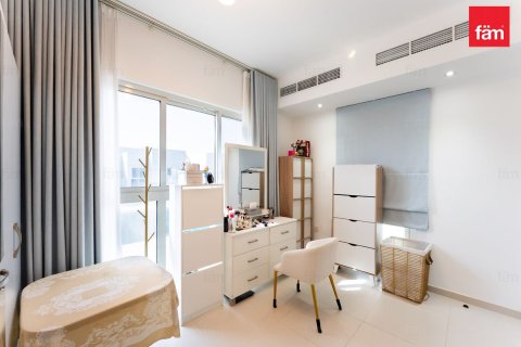 Dubai, UAE의 판매용 타운하우스 침실 4개, 269.7제곱미터 번호 668711 - 사진 17