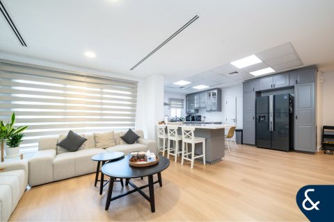 Wohnung zum Verkauf in Motor City, Dubai, VAE 3 Schlafzimmer, 405 m2 Nr. 697898 - Foto 2