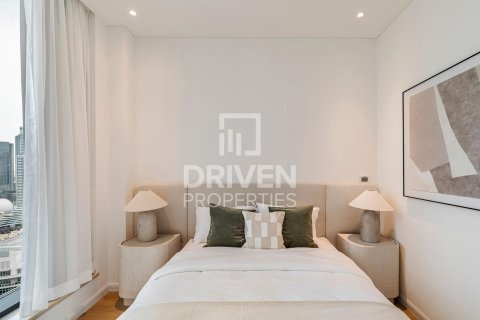 Apartment til salg i Downtown Dubai (Downtown Burj Dubai), Dubai, UAE 2 soveværelser, 101 kvm № 683500 - foto 17