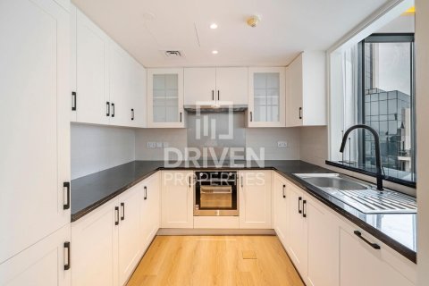 Apartment til salg i Downtown Dubai (Downtown Burj Dubai), Dubai, UAE 2 soveværelser, 101 kvm № 683500 - foto 12