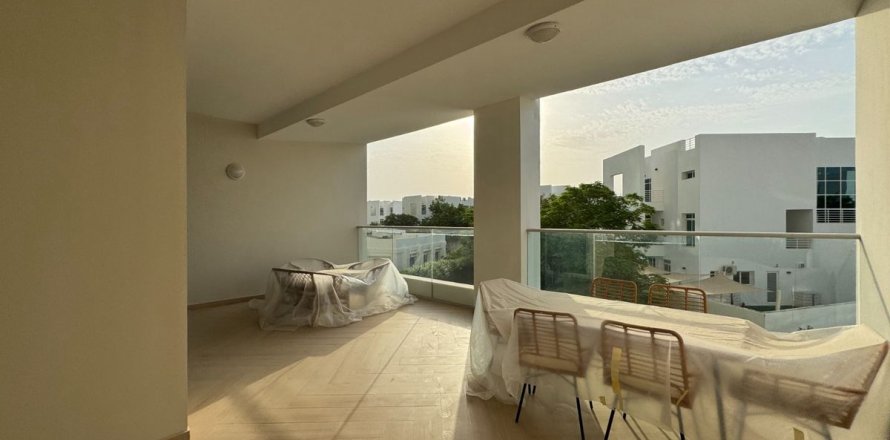 Lakás itt: Al Sufouh, Dubai, EAE, 1 hálószoba, 119.7 m², azonosító: 740394