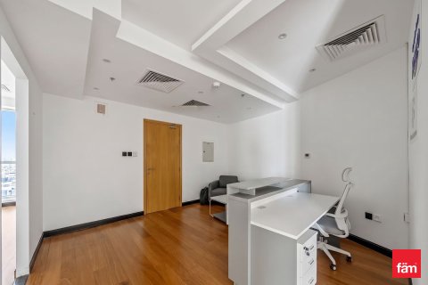 Üürile anda kontor asukohaga Business Bay, Dubai, AÜE: 106 m² Nr 712906 - pilt 4