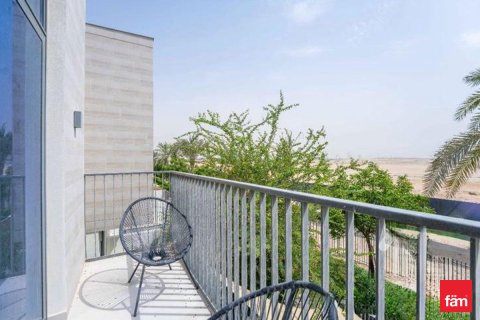 Вилла Дубай, БАӘ-да 3 жатын бөлмелер, 128.6 м² № 712905 - фото 7