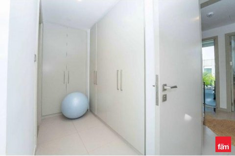 Вилла Дубай, БАӘ-да 3 жатын бөлмелер, 128.6 м² № 712905 - фото 10