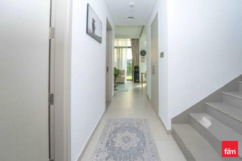 Вилла Дубай, БАӘ-да 3 жатын бөлмелер, 128.6 м² № 712905 - фото 4