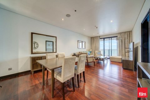 Apartment in Palm Jumeirah, Dubai, UAE 1 bedroom, 107.6 sq.m. № 712904 - photo 3